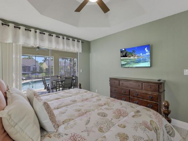 Cape Coral Home 976989