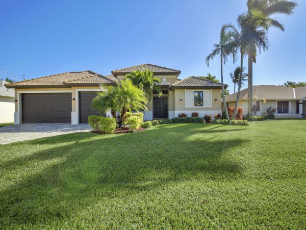 Cape Coral Home 976991