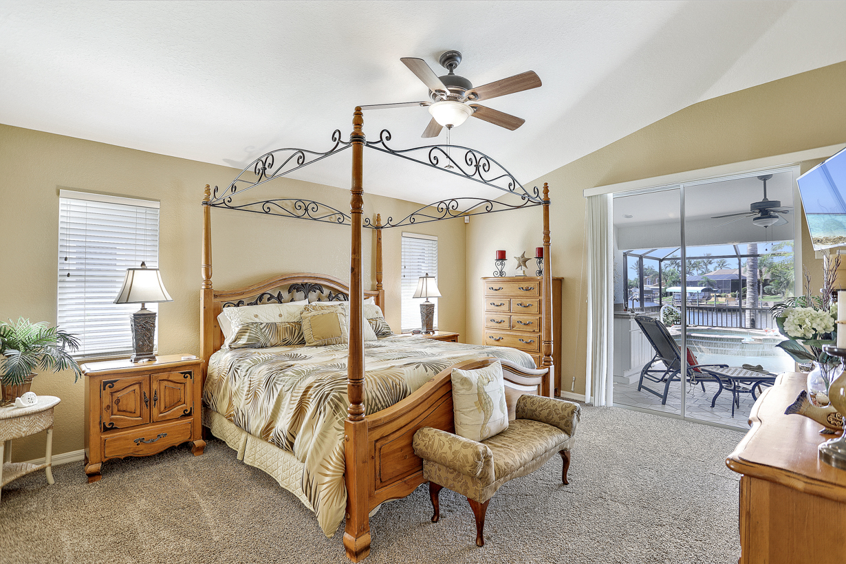 Cape Coral Home 976992