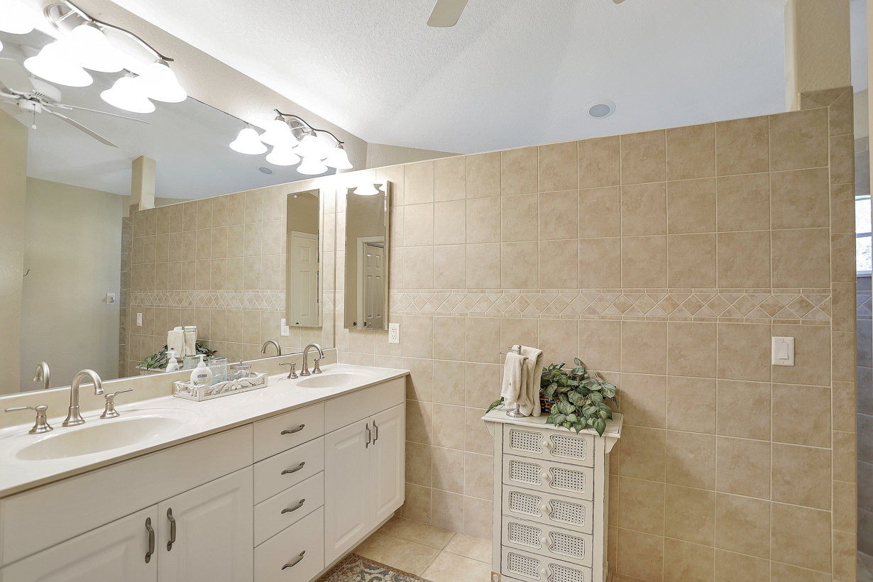 Cape Coral Home 976992