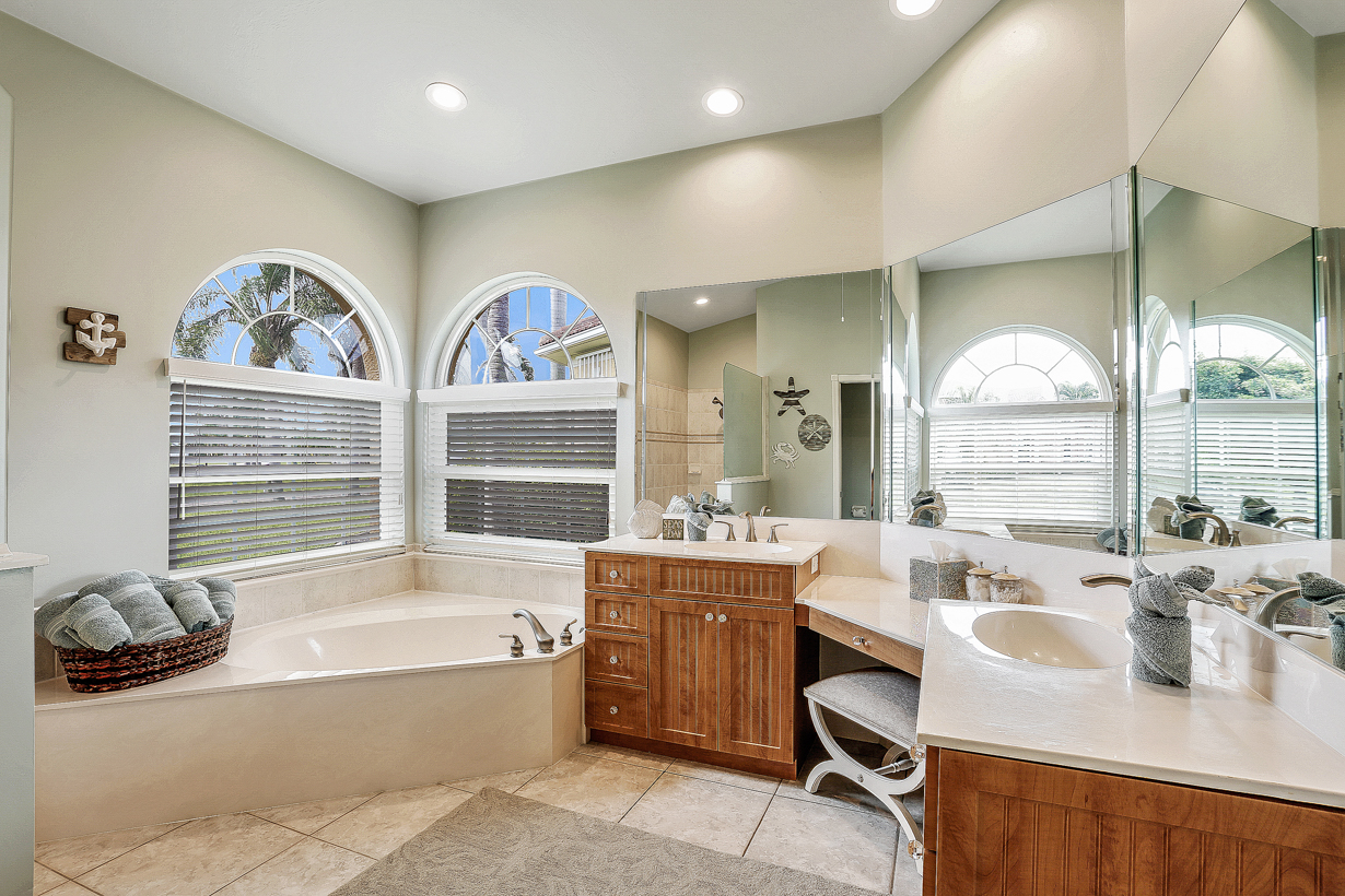 Cape Coral Home 976993