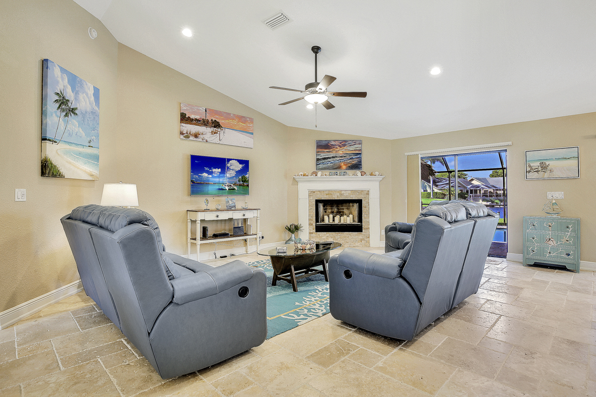 Cape Coral Home 976994