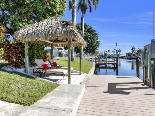 Cape Coral Home 976995
