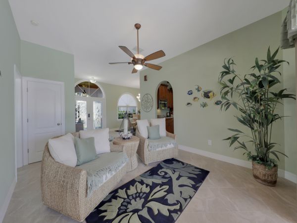 Cape Coral Home 976995