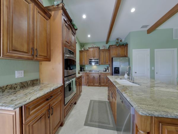 Cape Coral Home 976995