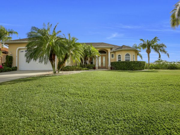 Cape Coral Home 976996
