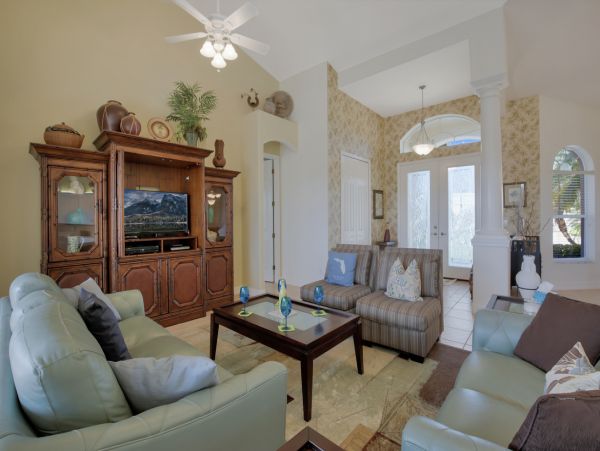 Cape Coral Home 976996