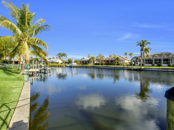 Cape Coral Home 976996