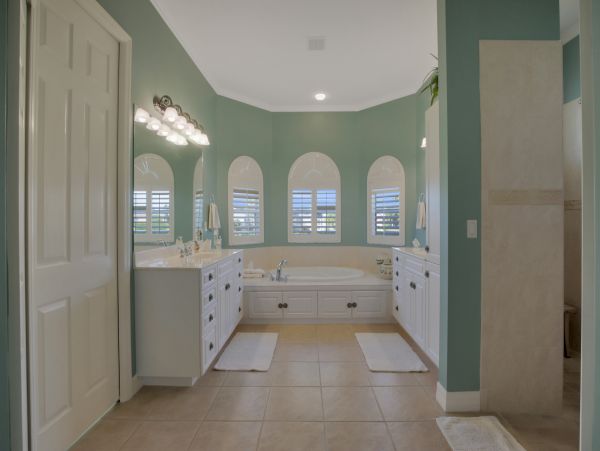Cape Coral Home 976996
