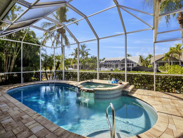 Cape Coral Home 976997