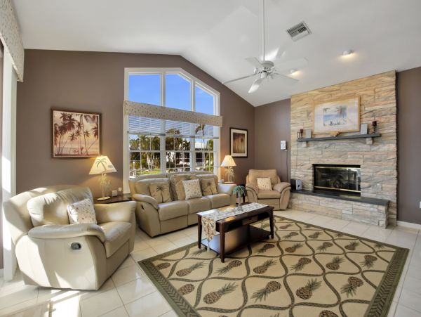 Cape Coral Home 976997