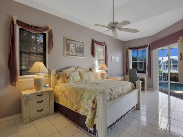 Cape Coral Home 976997