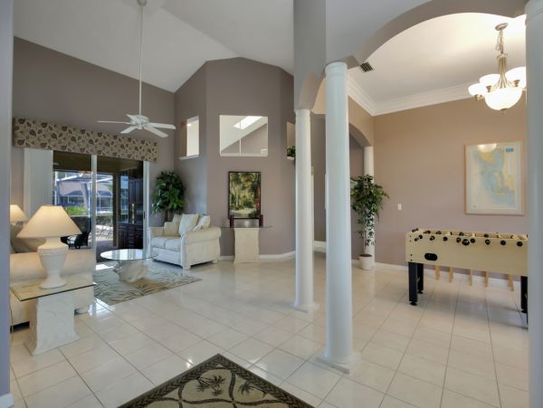 Cape Coral Home 976997