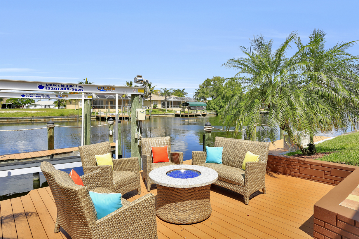 Cape Coral Home 976998