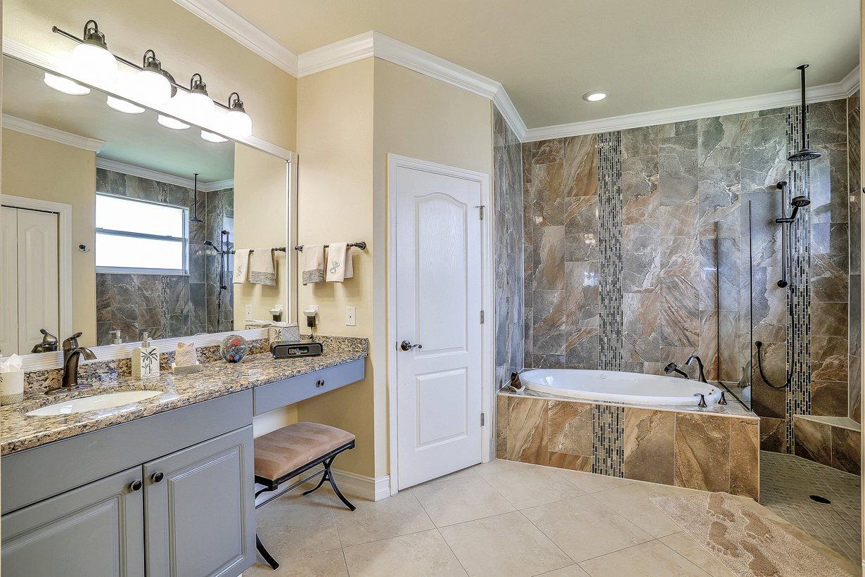 Cape Coral Home 976998