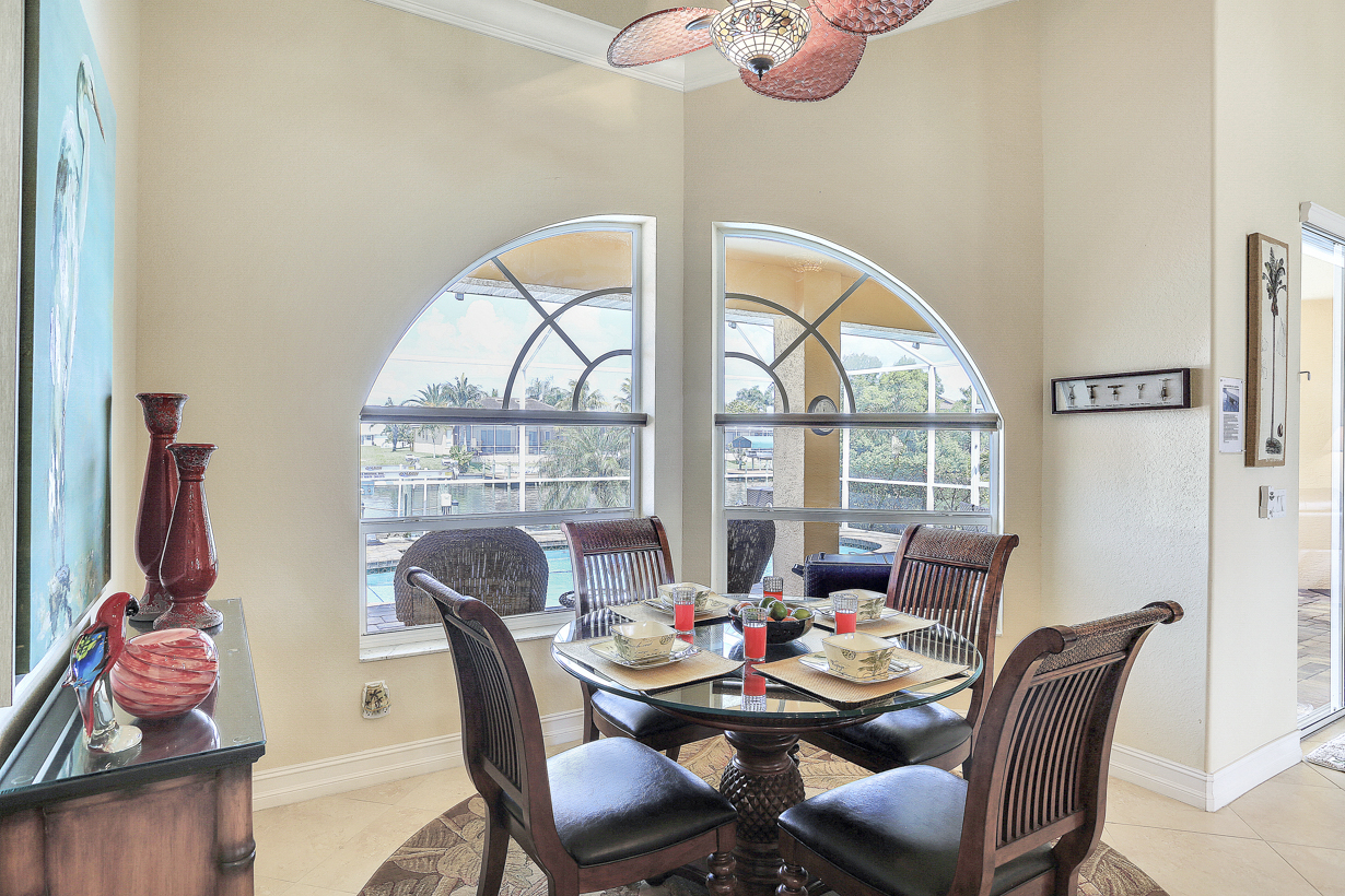 Cape Coral Home 976998