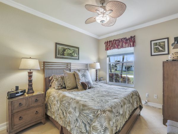 Cape Coral Home 976998