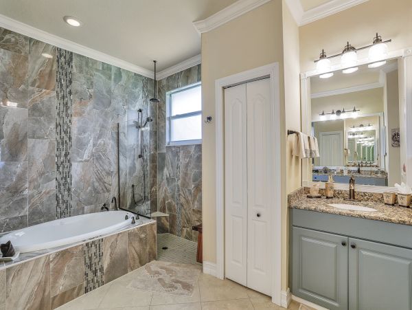 Cape Coral Home 976998