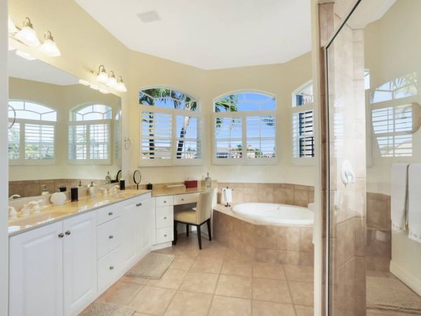 Cape Coral Home 976999