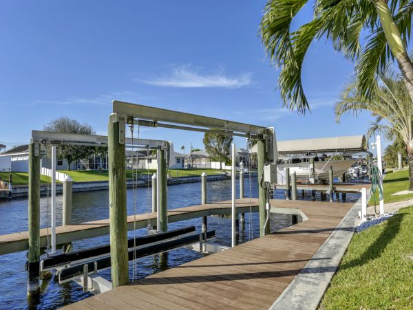 Cape Coral Home 976999