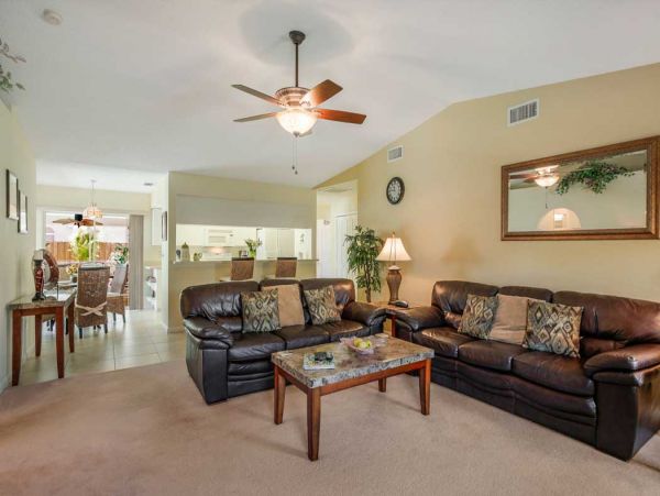 Lovely Cape Coral 3 Bedroom Home with Dock & Pool