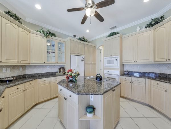 Cape Coral Home 977001