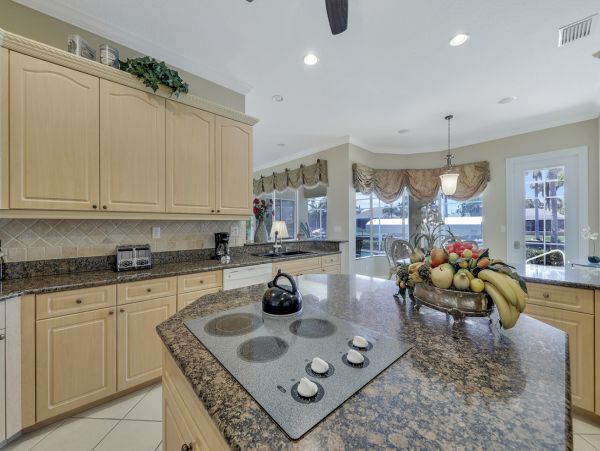 Cape Coral Home 977001