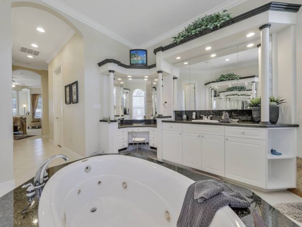 Cape Coral Home 977001