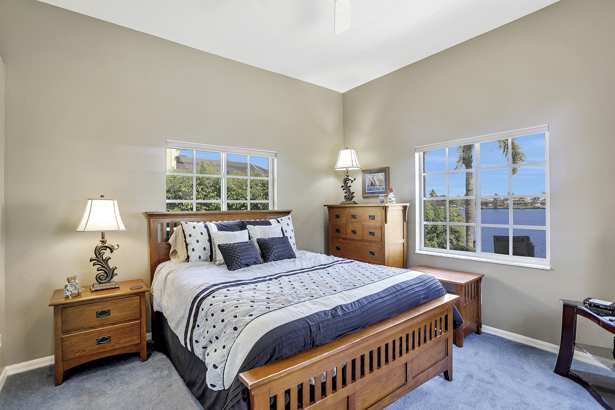 Cape Coral Home 977002