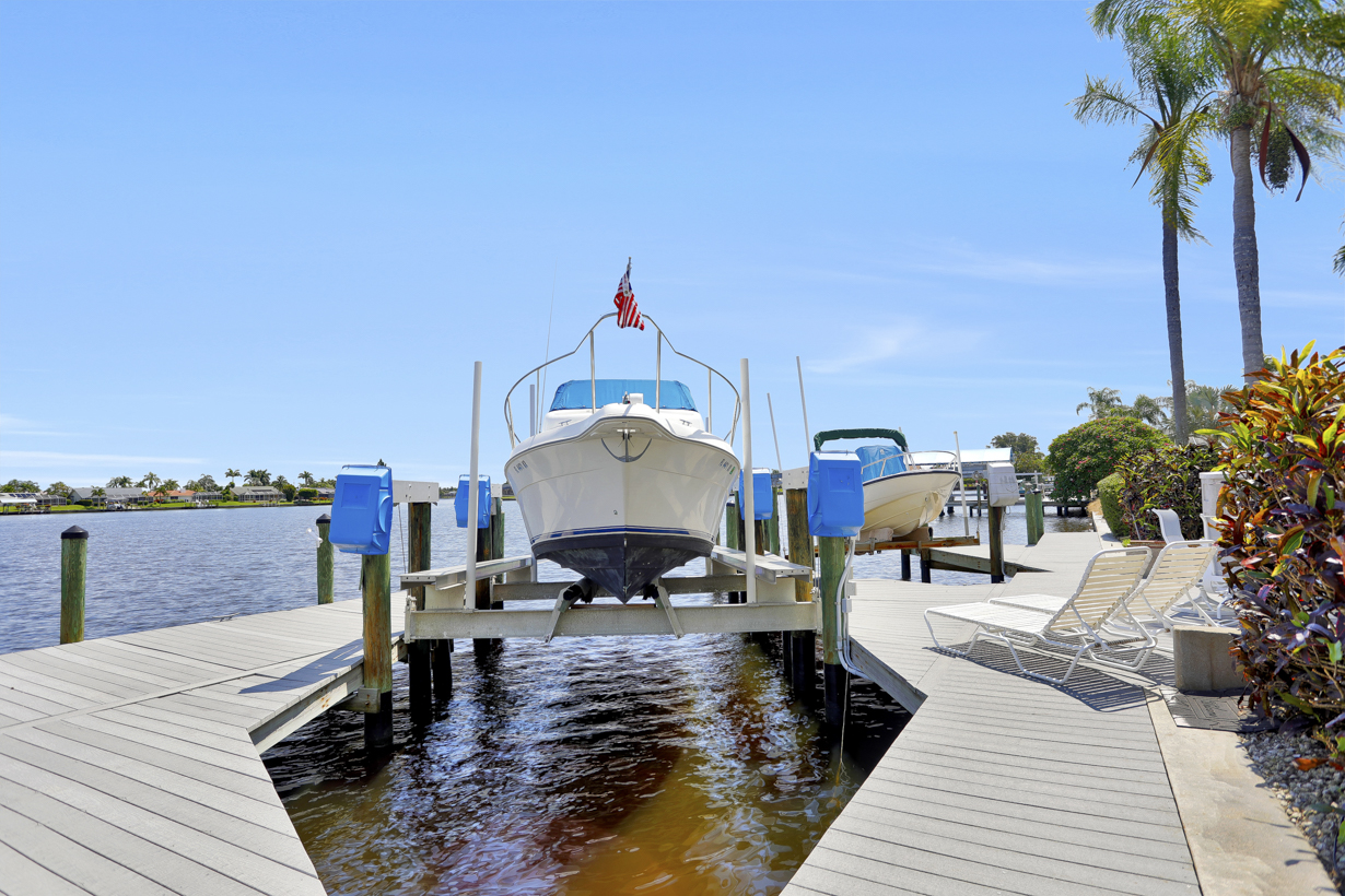 Cape Coral Home 977002