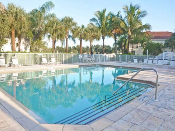 Fort Myers Home 977005