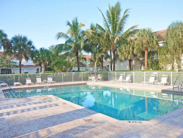 Fort Myers Home 977005