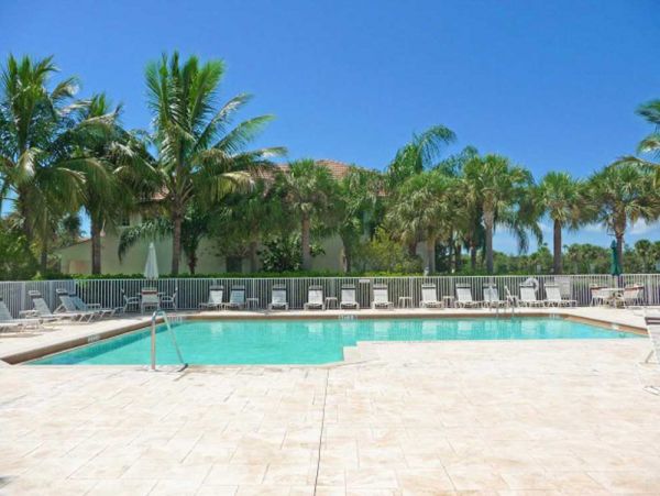 Fort Myers Home 977005