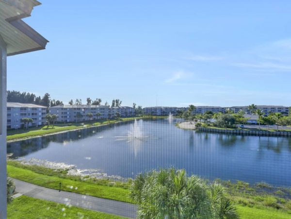 Fort Myers Condo 977007