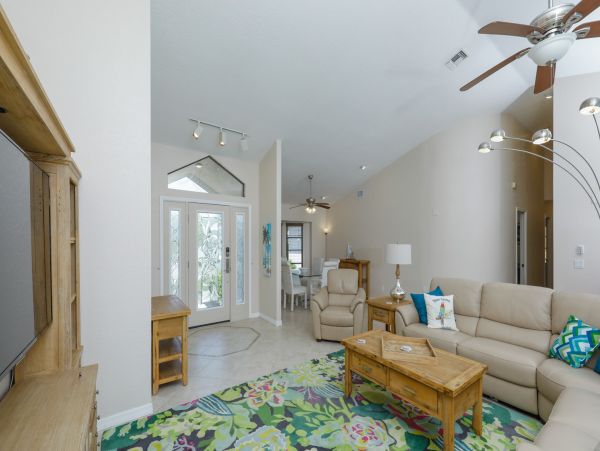 Gorgeous Vacation Home in Punta Gorda with Private Pool
