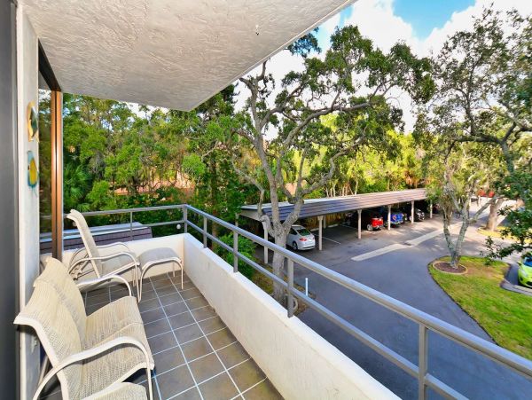 Siesta Key Condo 977075