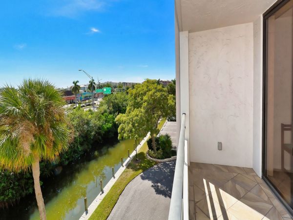 Siesta Key Condo 977076
