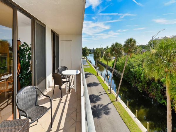 Siesta Key Condo 977077