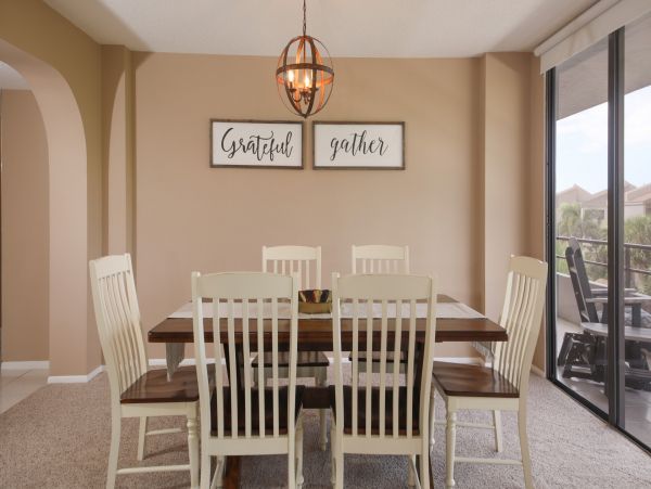 Siesta Key Three Bedroom Vacation Condo Pool