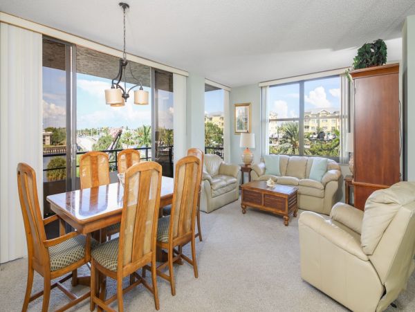Vacation Condo in Siesta Key 2 Bedrooms, Sleeps 6 Guests