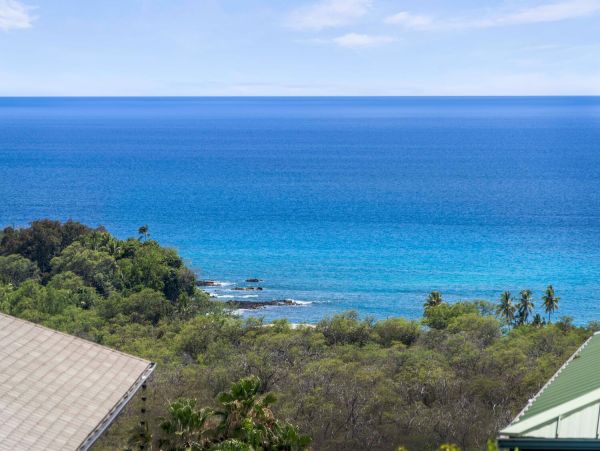Kailua-Kona 3 Bedroom Vacation Rental with Magical Views