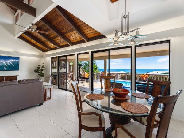 Kailua-Kona 3 Bedroom Vacation Rental with Magical Views
