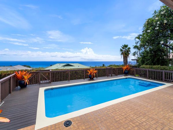 Kailua-Kona 3 Bedroom Vacation Rental with Magical Views