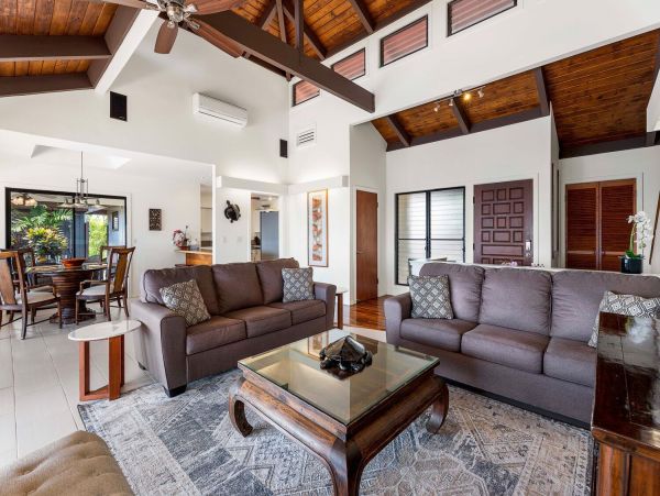 Kailua-Kona 3 Bedroom Vacation Rental with Magical Views