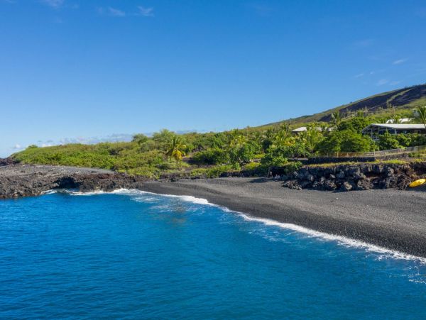 Kailua-Kona 3 Bedroom Vacation Rental with Magical Views