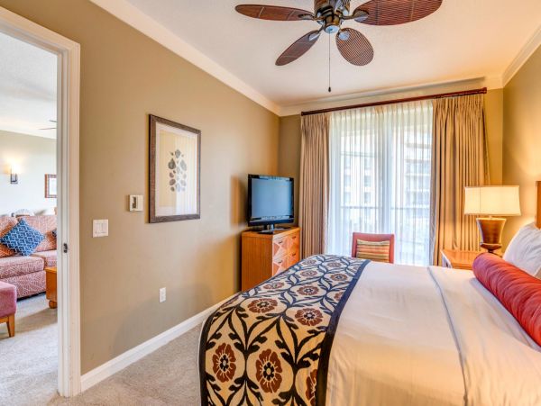 Ocean Views Vacation Condo Two Bedroom in Lahaina