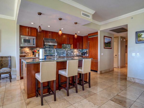 KA'ANAPALI, MAUI 3 BEDROOM 3 BATH SLEEPS 8