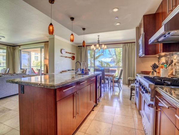KA'ANAPALI, MAUI 3 BEDROOM 3 BATH SLEEPS 8