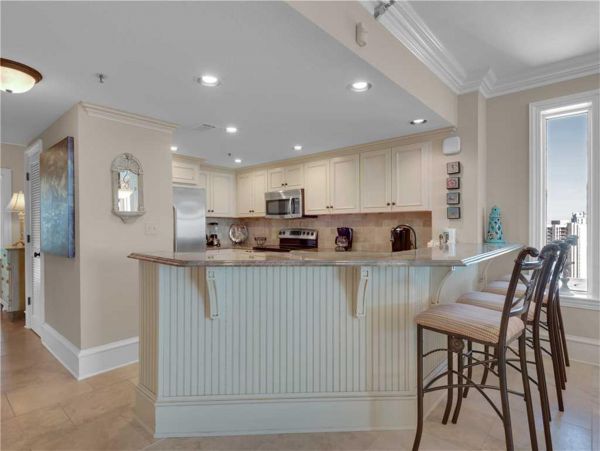 Three Bedroom Gulf Front Rental Beach Condo in Destin