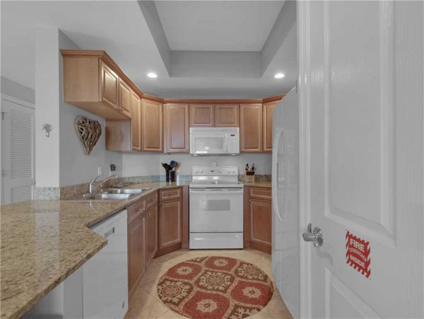 Beaches Of South Walton Condo 977156